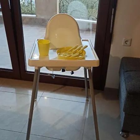 Fotini's 2 Apartment Nea Peramos (Macedonia)